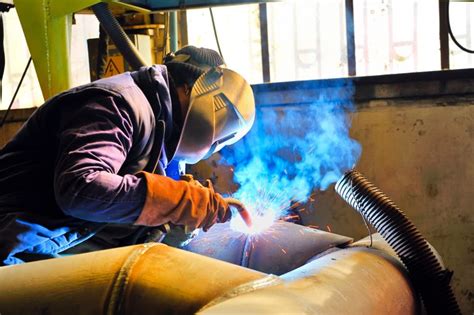 requirements for becoming a welder